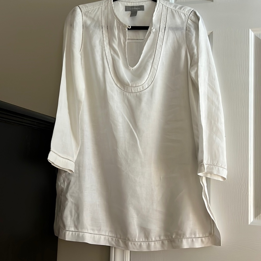 Linen Tunic with button keyhole neck and beautiful stitching